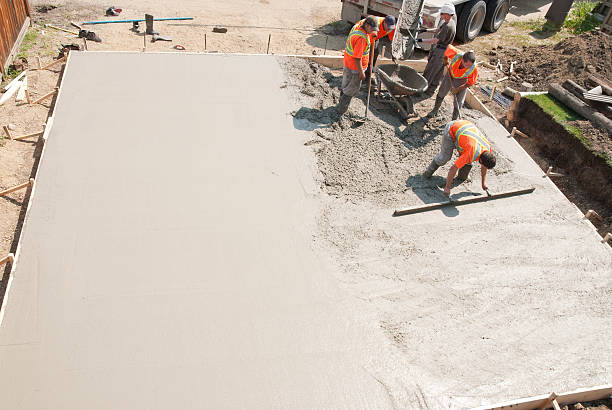Best Concrete Pool Decks in Moses Lake, WA